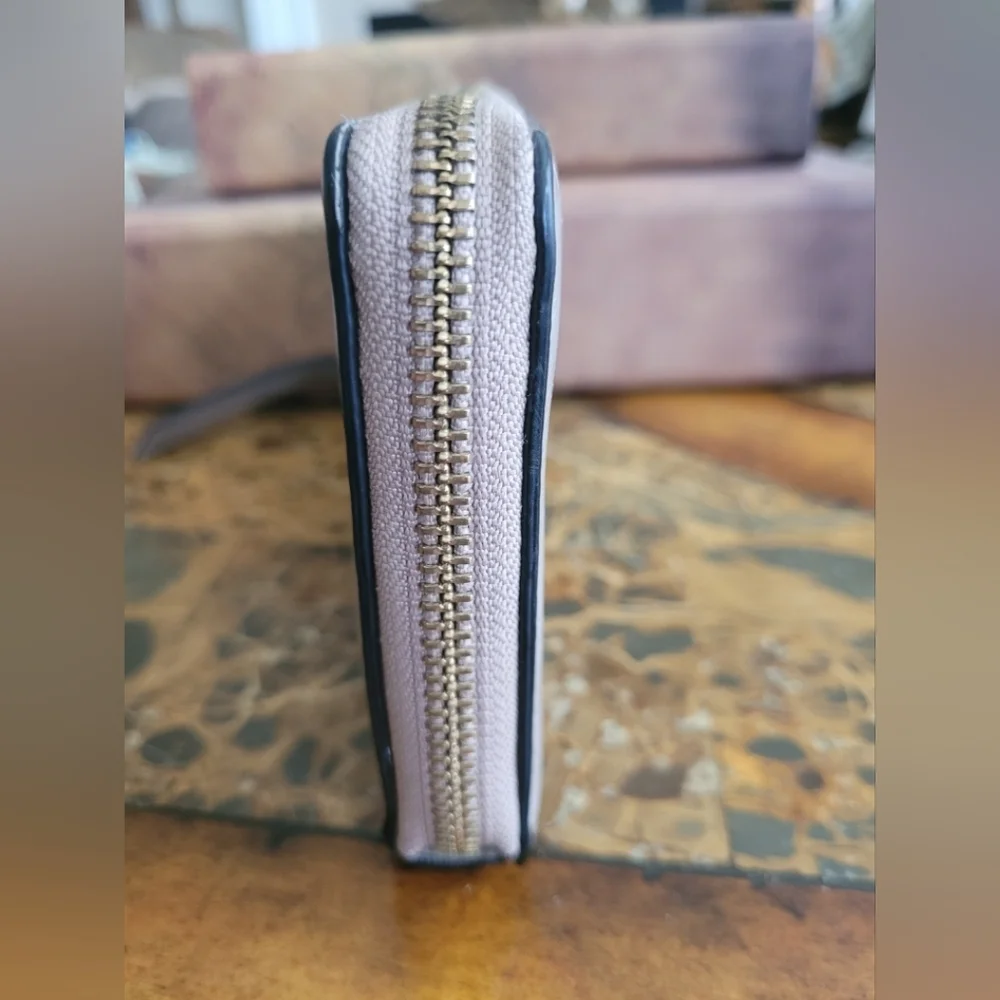 Marc Jacobs Gray Leather Bag - Picture 5 of 8